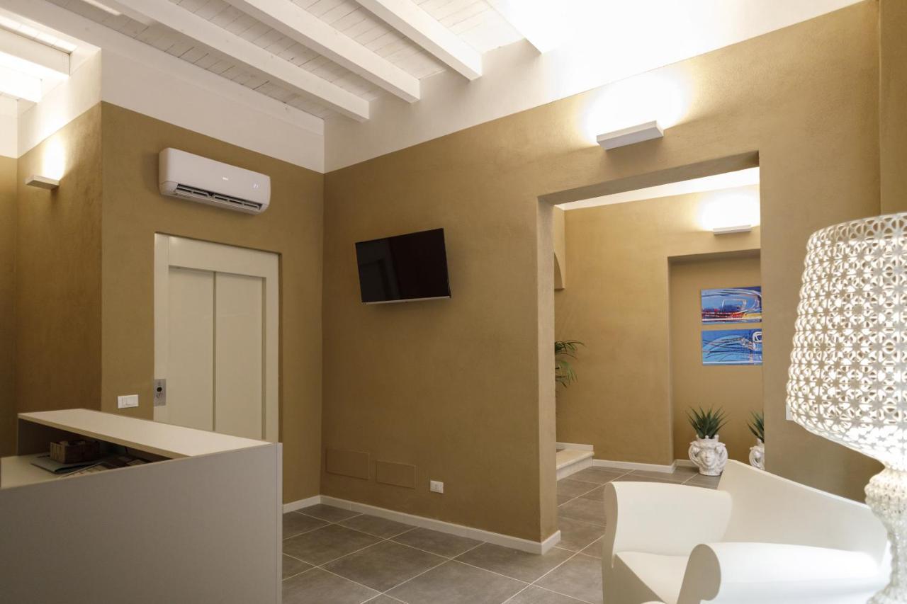 Palazzo Mancina Hotel Trapani Exterior foto