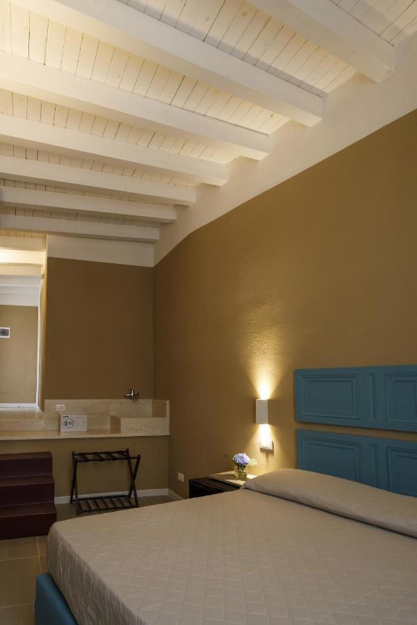 Palazzo Mancina Hotel Trapani Exterior foto